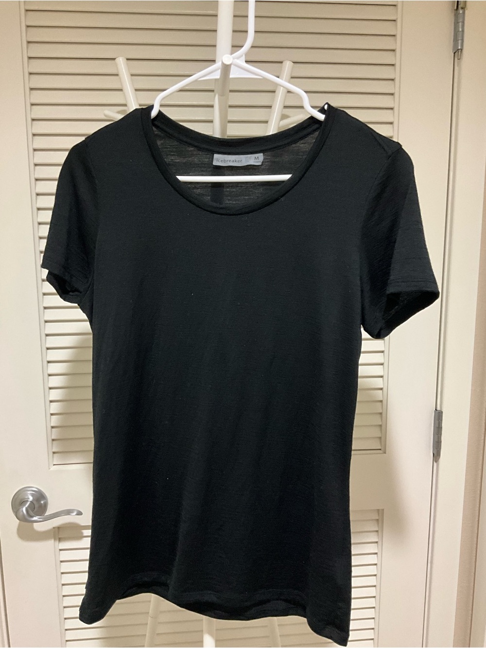 Icebreaker Wool blend Women's Black Short-Sleeve Scoop Neck Tee